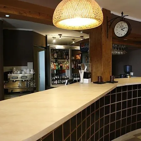 阳光酒店 波兹南