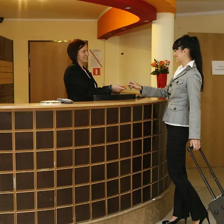 Sunny Hotel